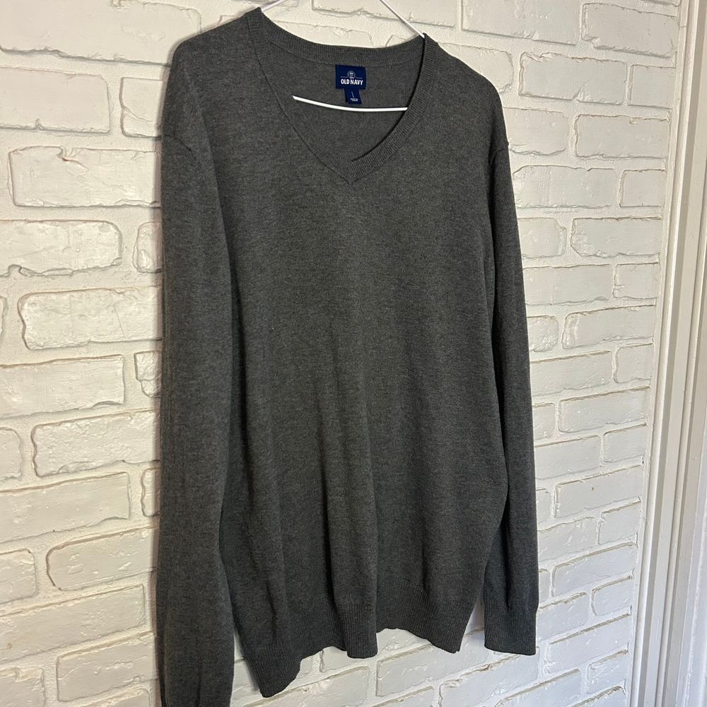Old Navy Pullover V-neck Charcoal Gray Sweater - Picture 2 of 5